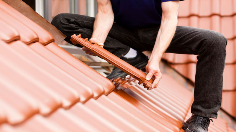 How to Know When You Need Roof Repair in Hendersonville