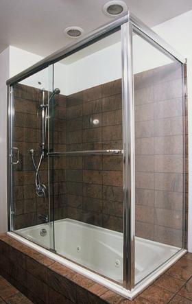 Convincing Reasons to Use Glass Shower Doors for Your Bathroom Remodel