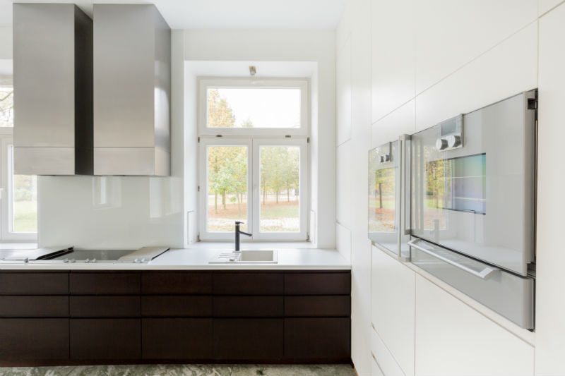 Pros of Glass Countertops in Des Moines, IA