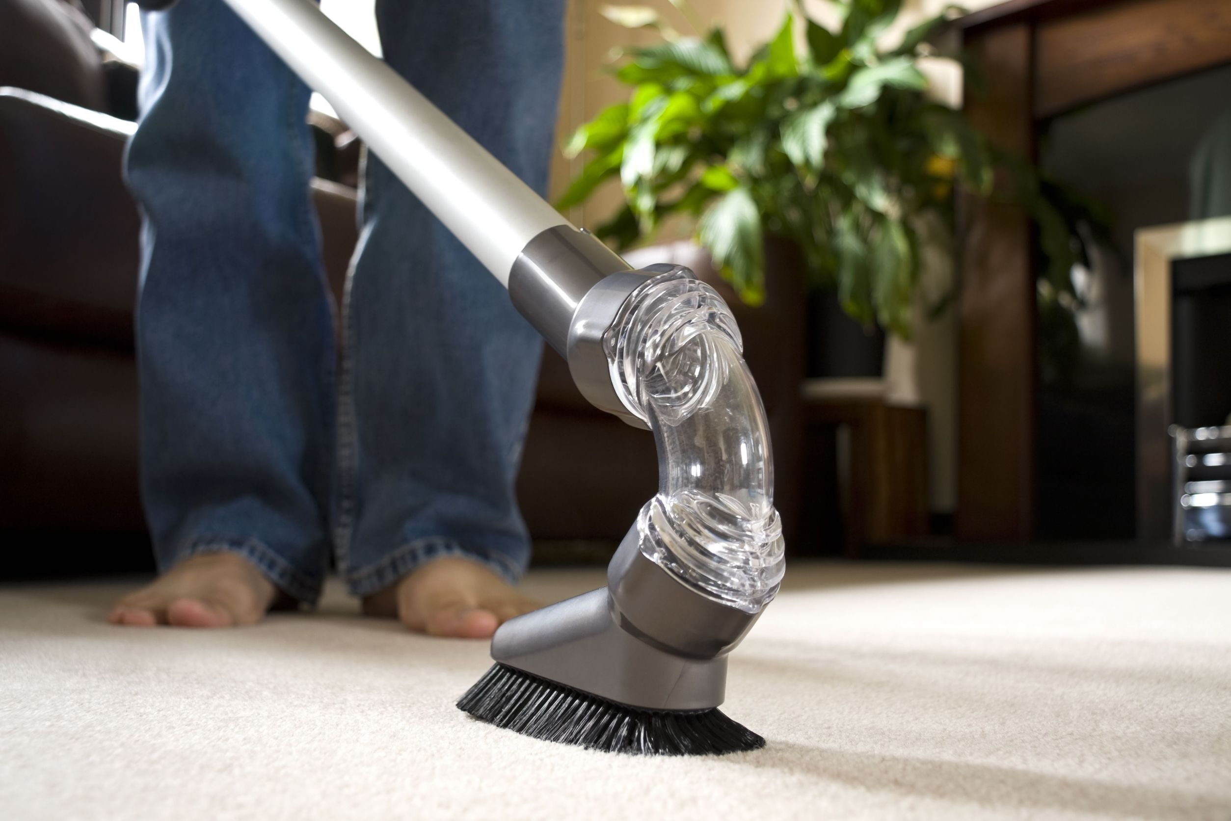 L&L Cleaners Provides Professional Office Cleaning Services in Omaha, NE.