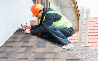 4 Signs Indicating It Is Time to Call a Roofing Contractor